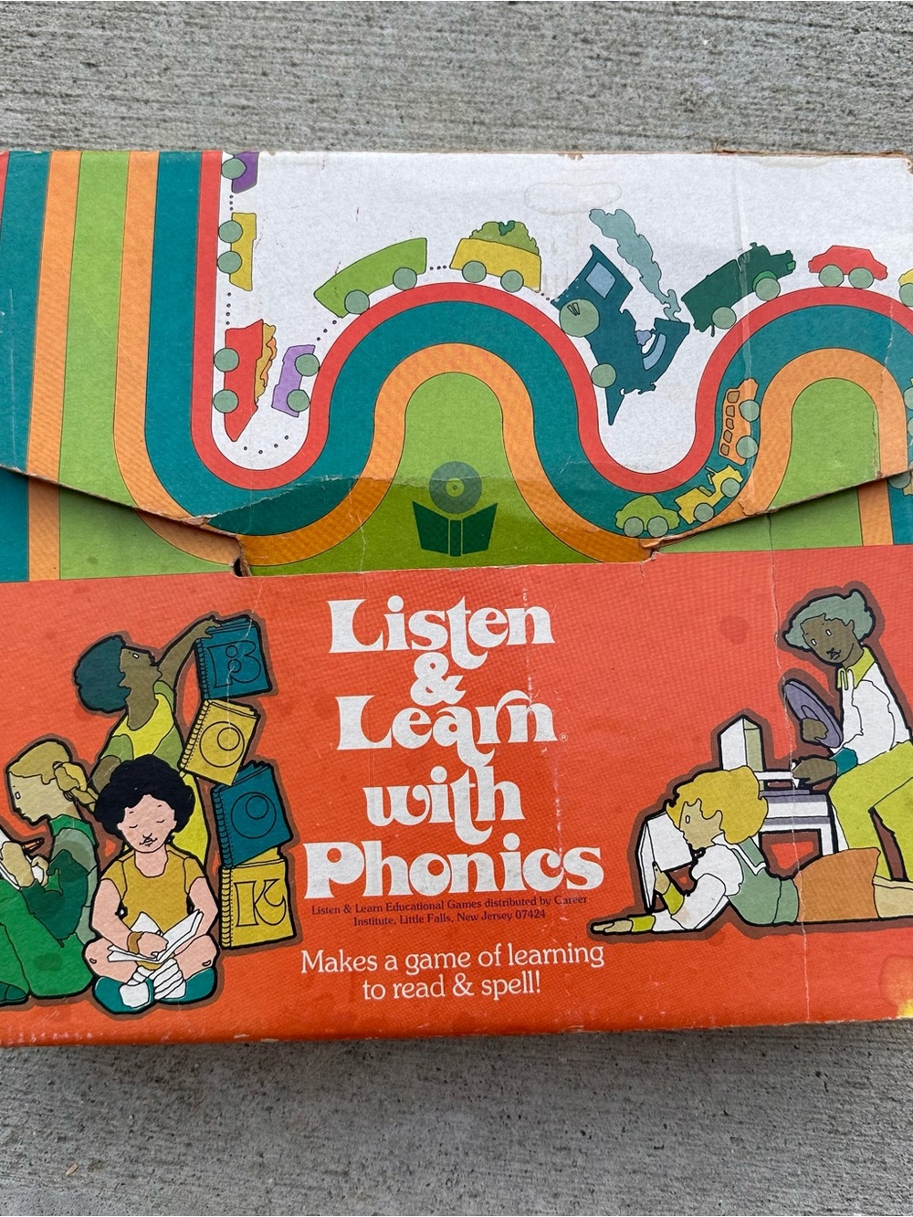 Vintage 1974 Listen & Learn With Phonics Reading Kit - Retro Cassettes & Books